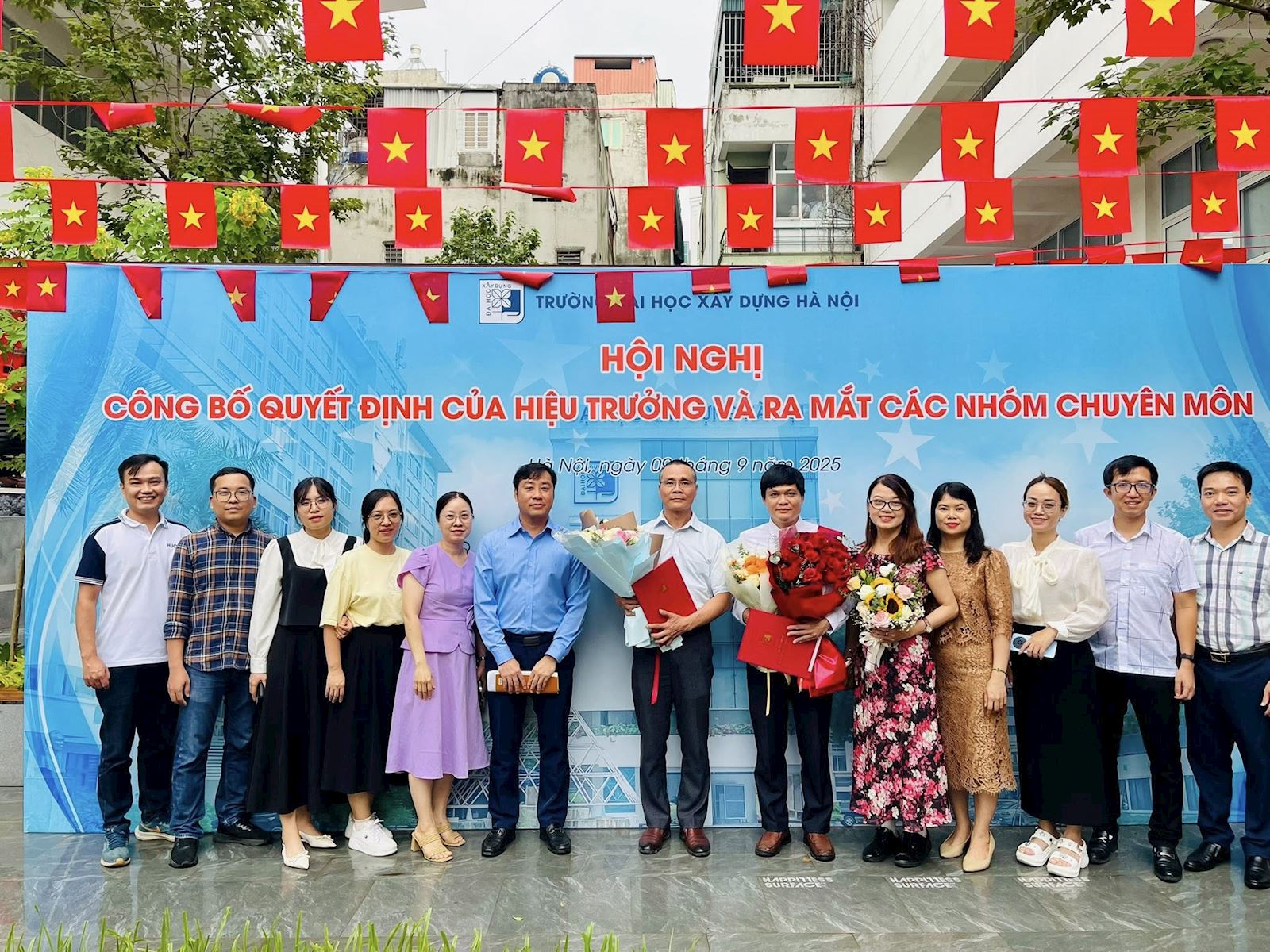 Hội nghị công bố Quyết định của Hiệu trưởng và ra mắt các nhóm chuyên môn 2025