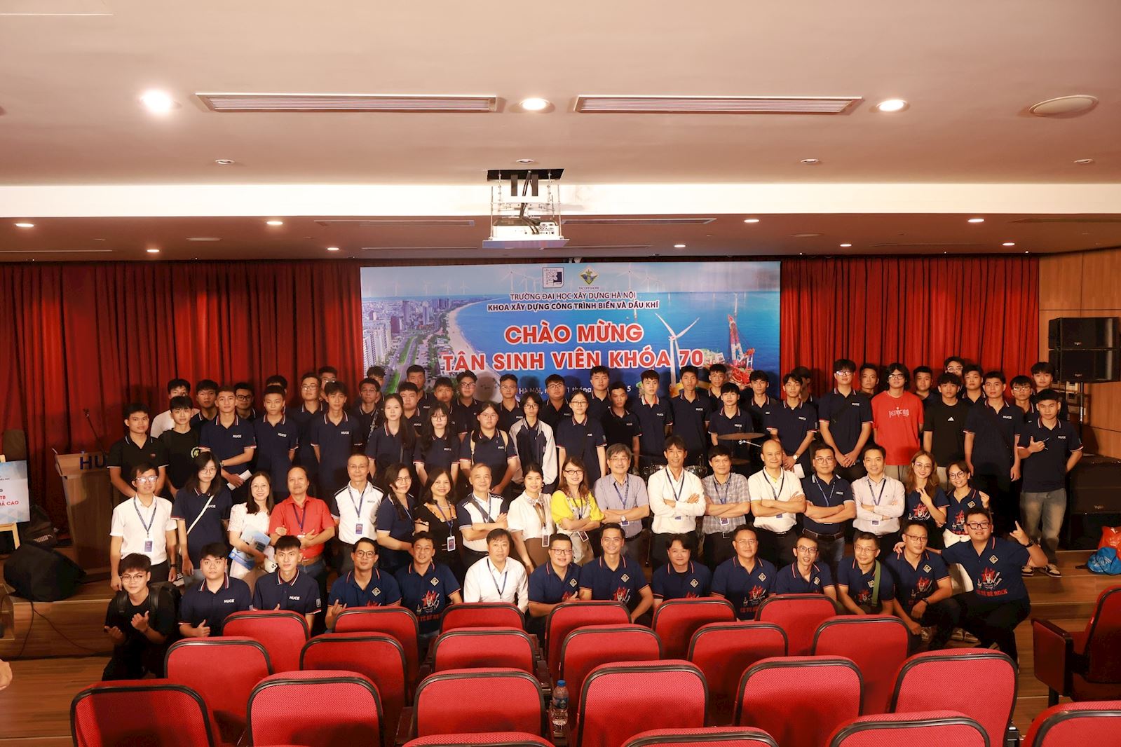 Chào đón tân sinh viên K70 CTB và tuần sinh hoạt công dân - sinh viên năm học 2025-2026